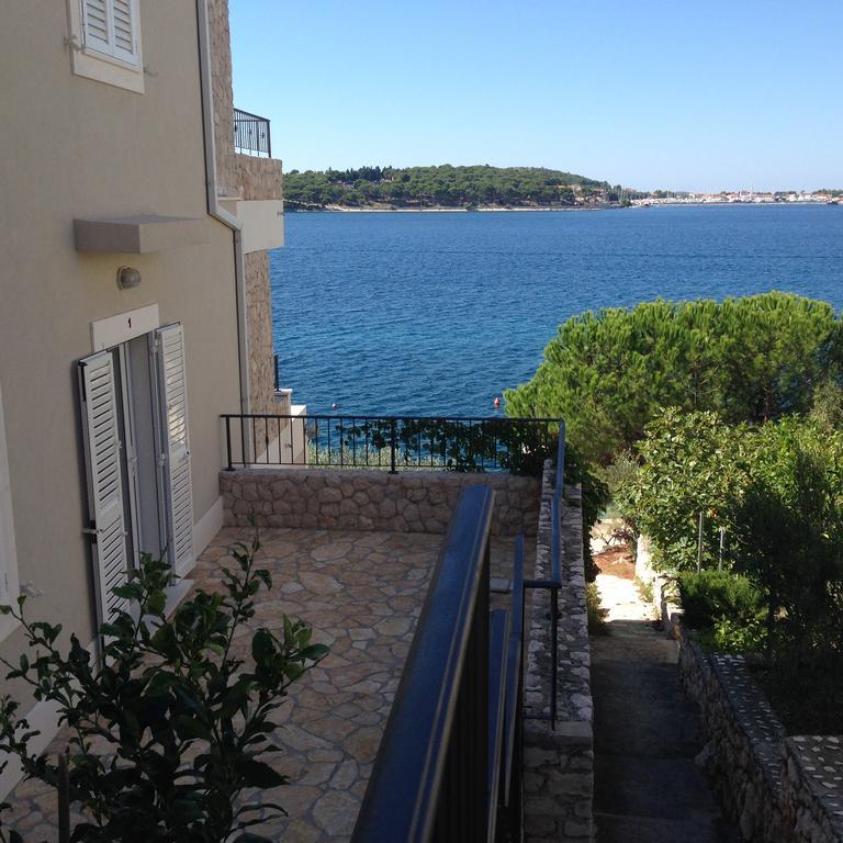 Apartments Jela Rogoznica  Εξωτερικό φωτογραφία