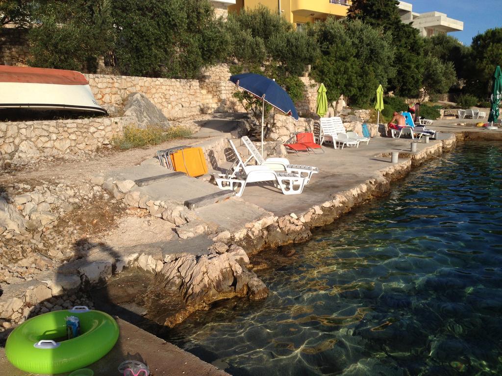 Apartments Jela Rogoznica  Εξωτερικό φωτογραφία